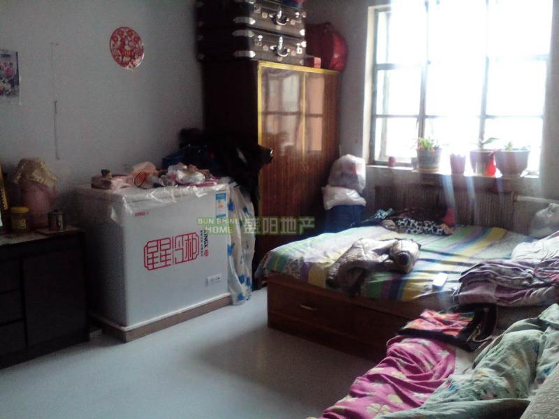 光大小区,1室1厅1卫1阳台38㎡,阔绰客厅,超大阳台5