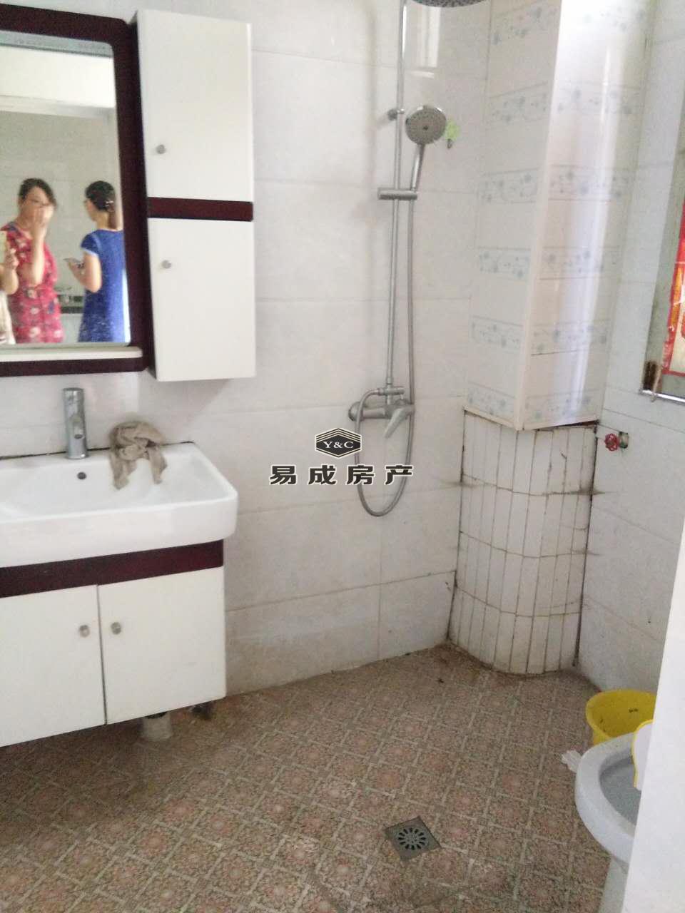 税务局家属院,税务局家属院25万元60㎡2室1厅1卫1阳台普通,7