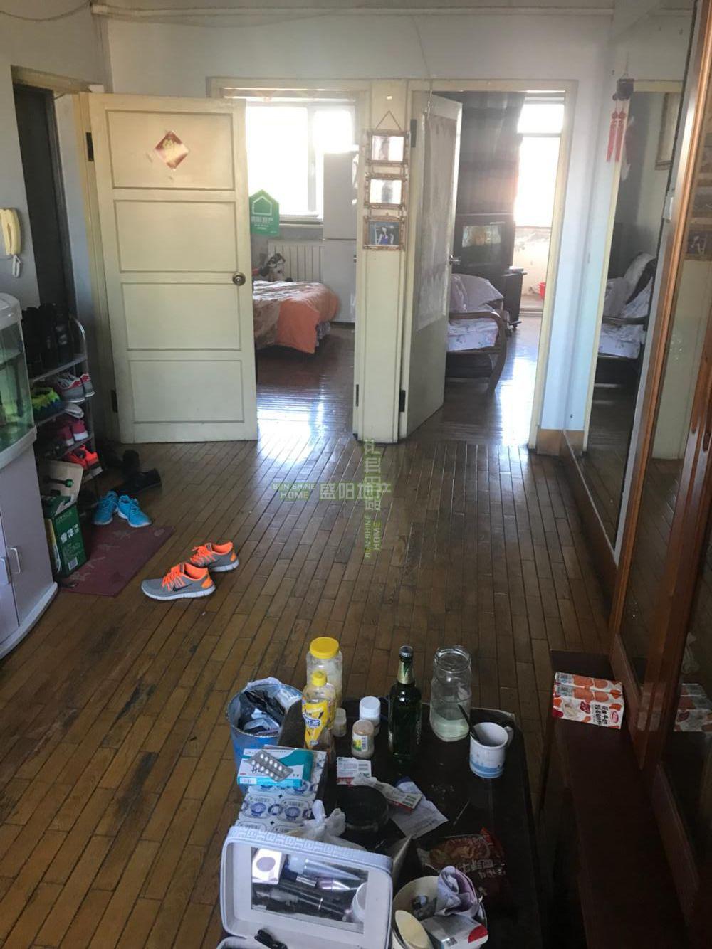 六小,六小校区海关家属楼2室1厅1卫8