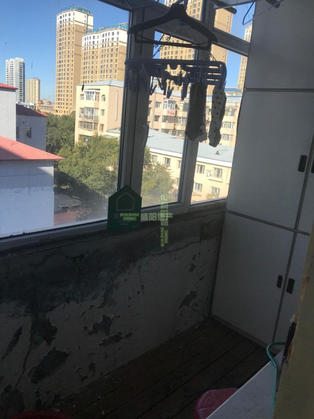 六小,六小校区海关家属楼2室1厅1卫3