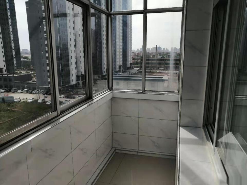 大化三区,大化三区2室7楼71平48万老证精装2