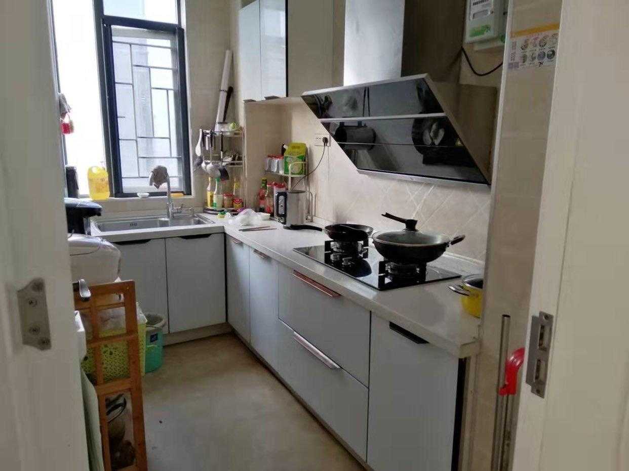 冠通梧桐湾,清华园 梧桐湾 3室2厅1卫5