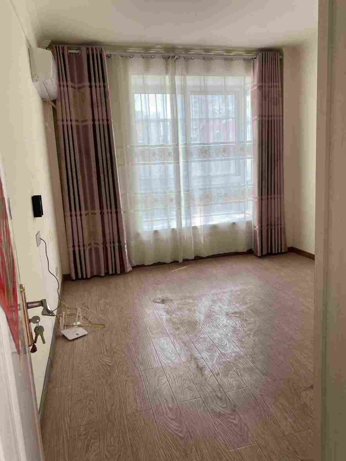 开乐新村,开乐新村 普通带家具家电 房东诚心出售10