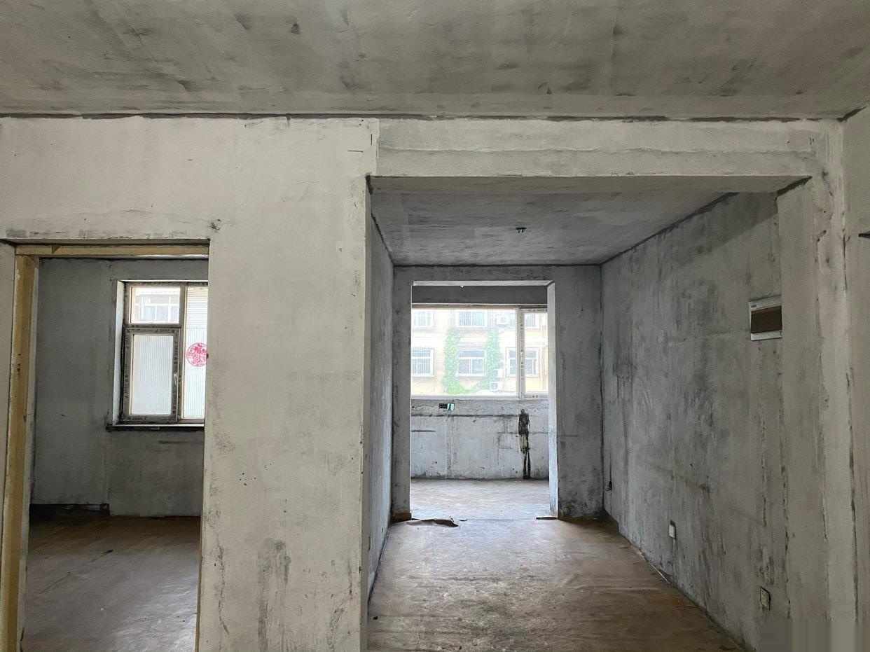 鸿龙小区,鸿龙小区2室2厅1卫5
