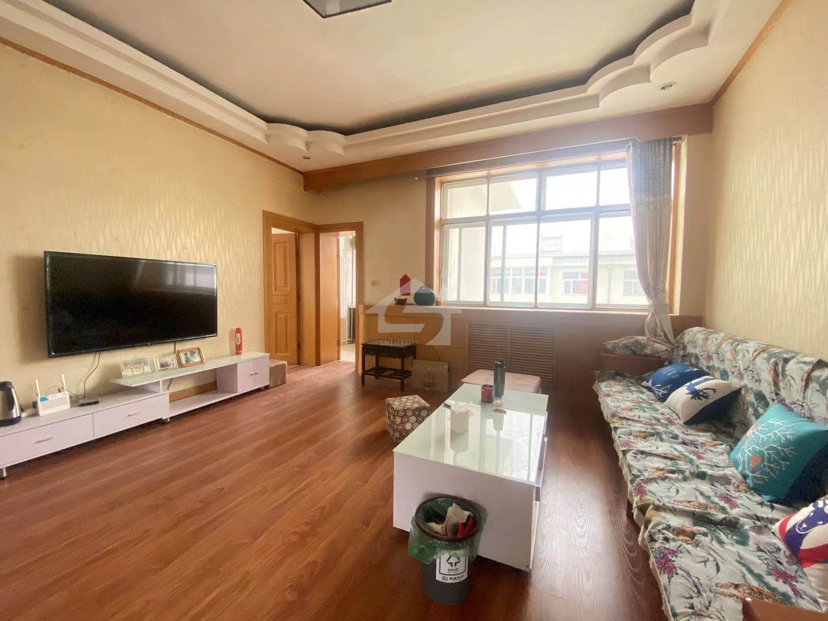 粮食公寓,八一路上学 精致三居 大红本满五 随时看房5