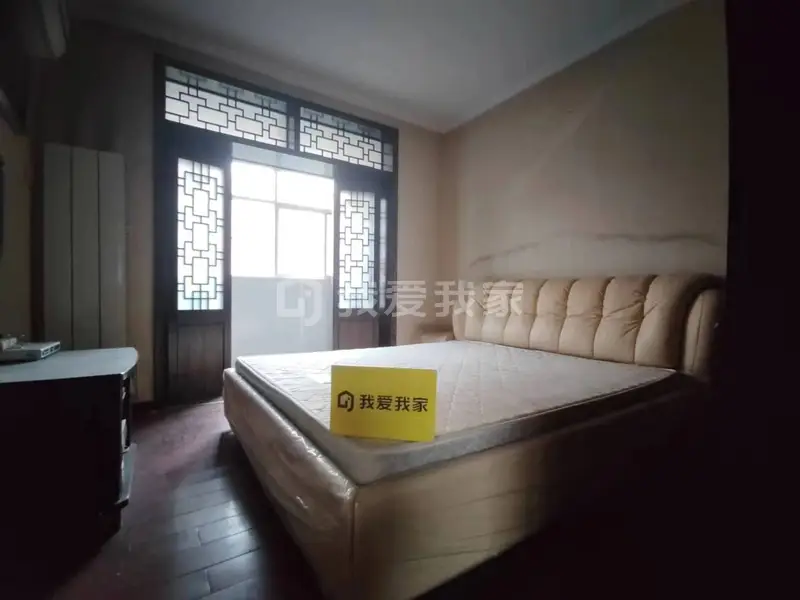 海天花苑,房东急售 海天花苑两室 步梯三楼 送地下室 可按揭1