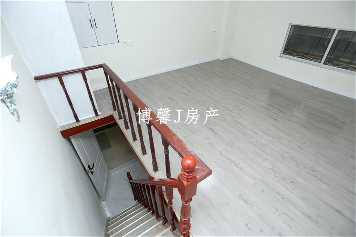 新华路住房,新华路住房 92平米 20多万2