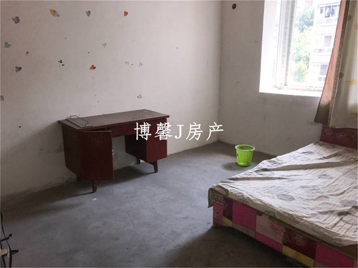 北渡小区,北渡小区 142平米 大三房 40多万5