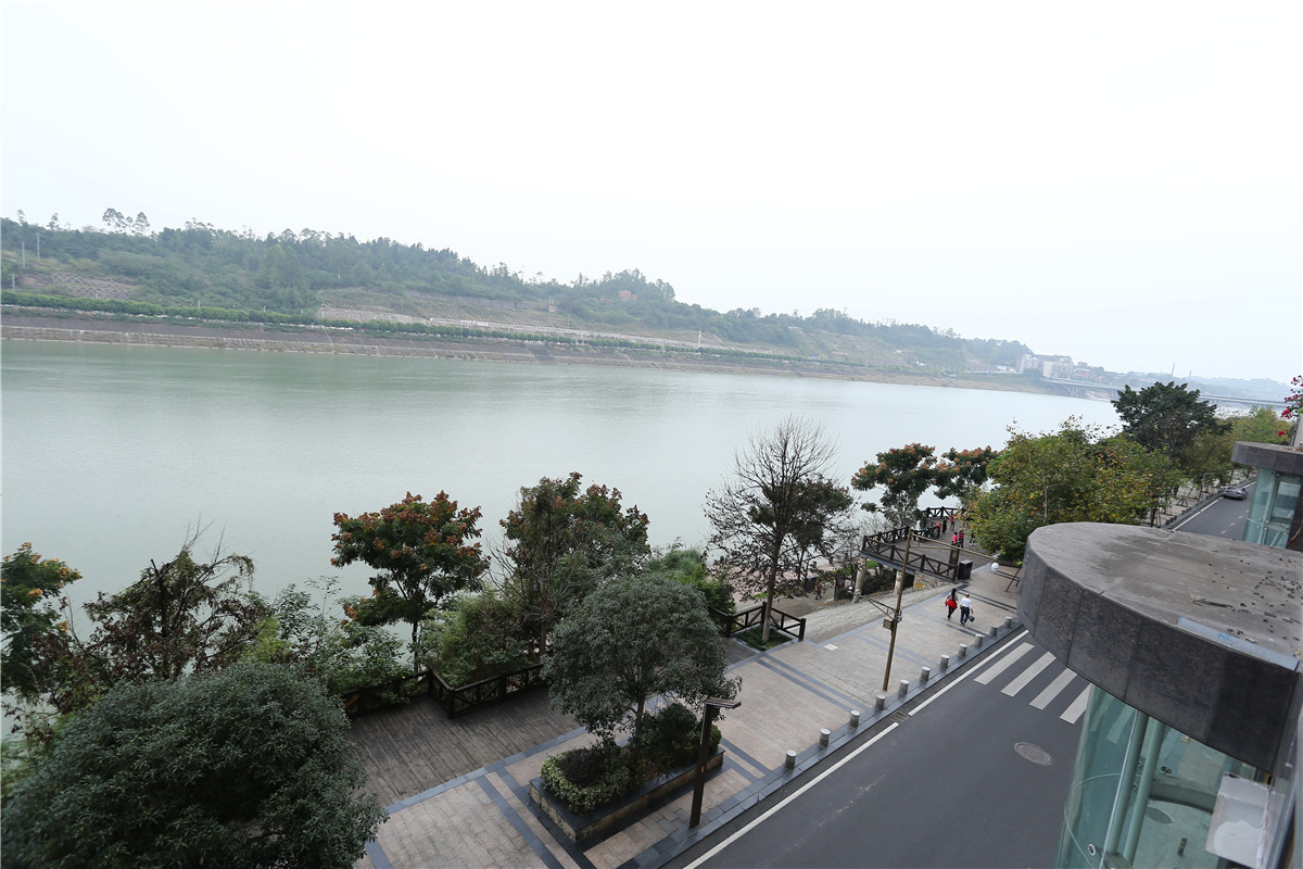 鹭湾半岛,真正的地铁楼盘,鹭湾半岛精致3室2厅2卫1阳台,仅售11