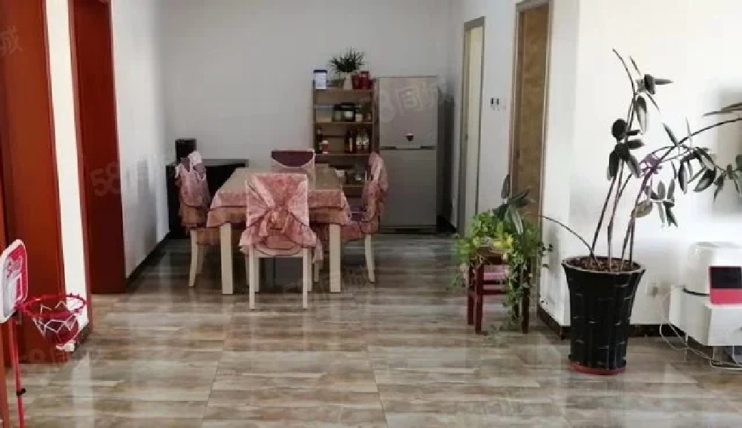 安阳县公务员小区,安阳县公务员小区 带阁楼12平 简单装修,送家具家电。8