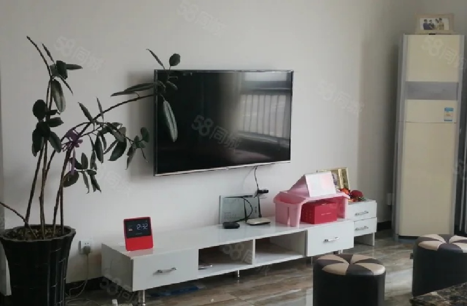 安阳县公务员小区,安阳县公务员小区 带阁楼12平 简单装修,送家具家电。3