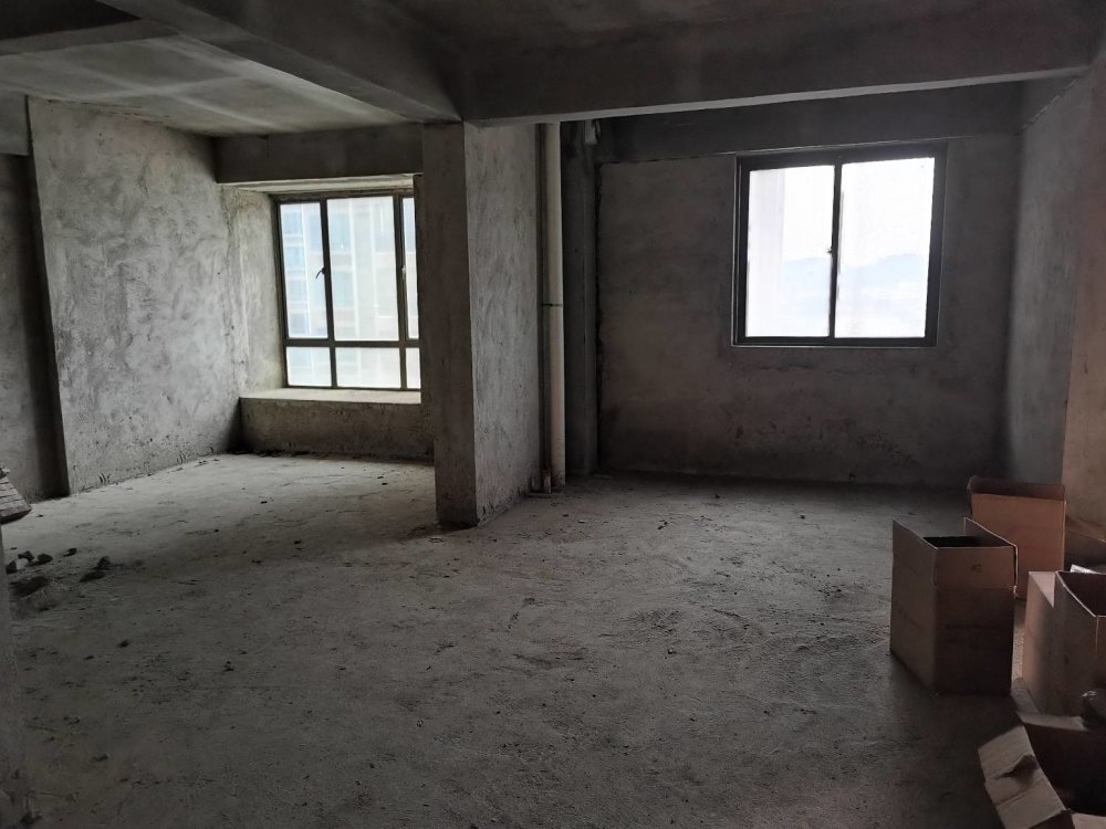 潮庭华府,潮庭华府二期中层毛坯实用三房 南北对流 证在手可配合按揭6