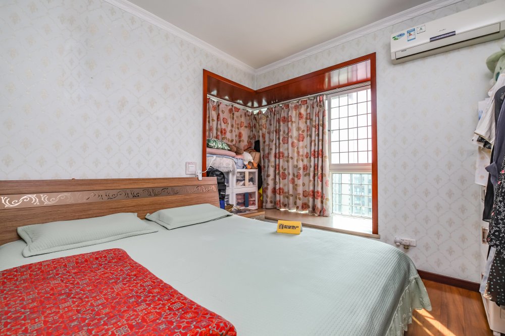 中泰世纪花城,中泰 精装三房 整屋地暖 带全套家私 拎包入住 省时省心9