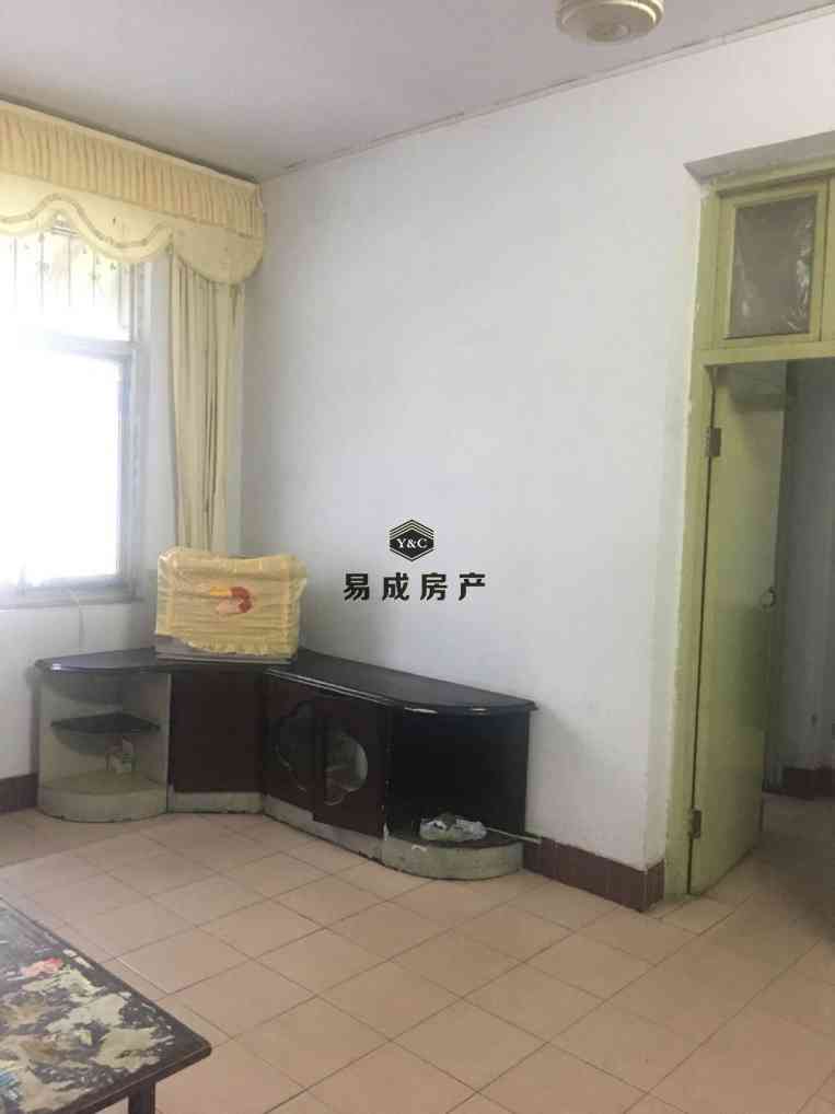 化肥厂家属院,易成房产推荐,老城中心位置,周边配套齐全1