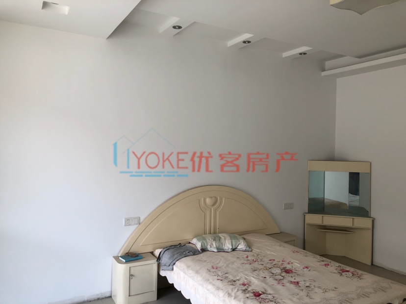 城北初中,桃园小学 城北初中 单门独院4室2厅两卫8