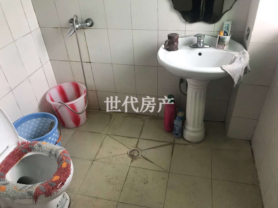 北街208号院,买房请看:实用,安静,便利,近学校9