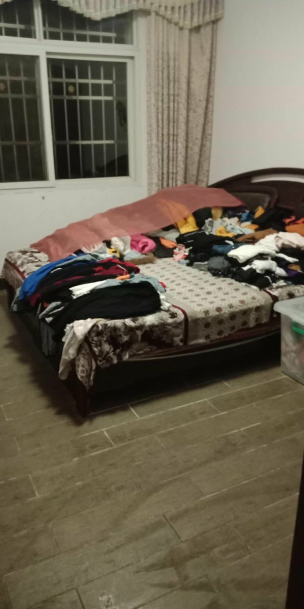 伟业公园路小区,伟业公园路--精装修,拎包入住8