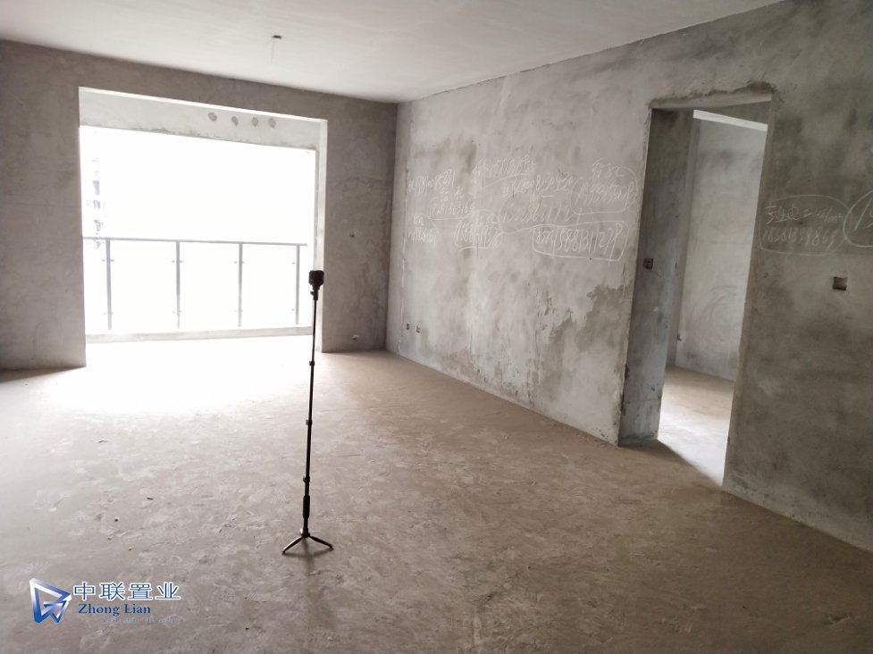 南湖公馆,南湖公馆周边配套完善,泳池健身影院一应俱全5