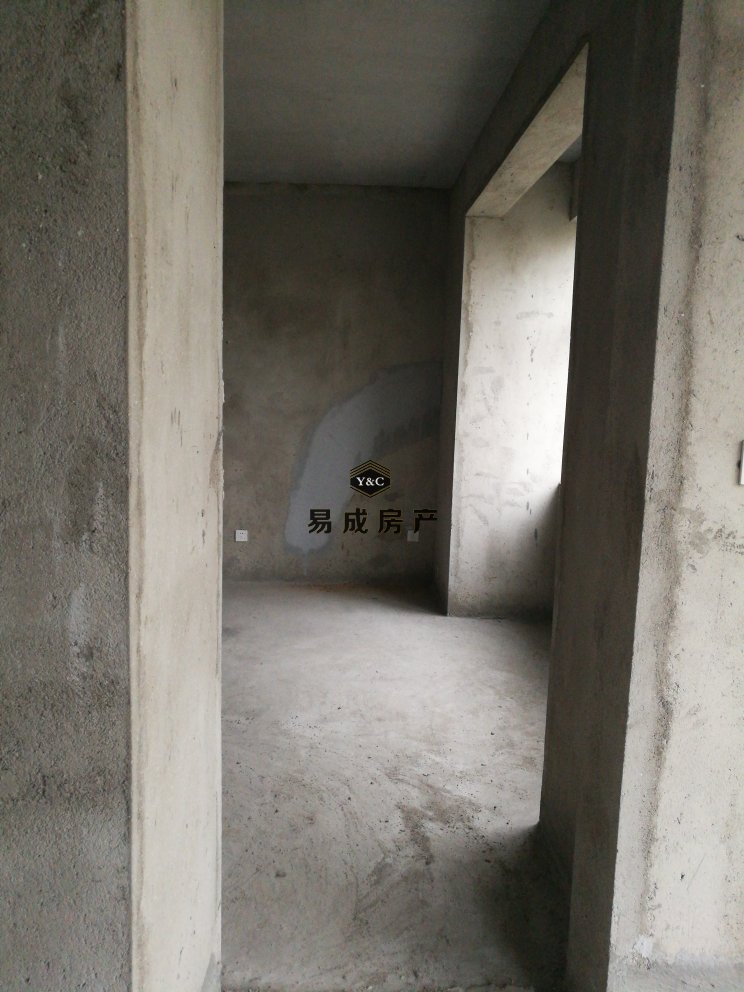 御景华府,御景华府三室两厅两卫毛坯好房出售4