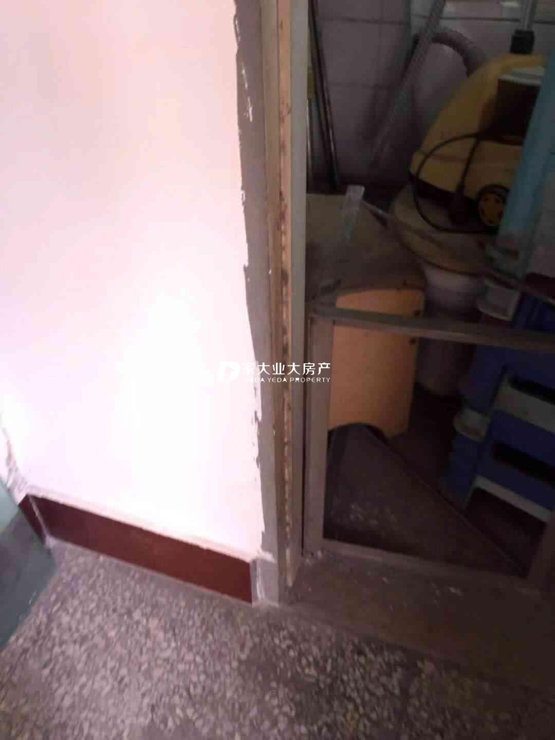 区交通局住宅楼,【家大业大房产】交通局家属院 业主狂甩超,普通售1