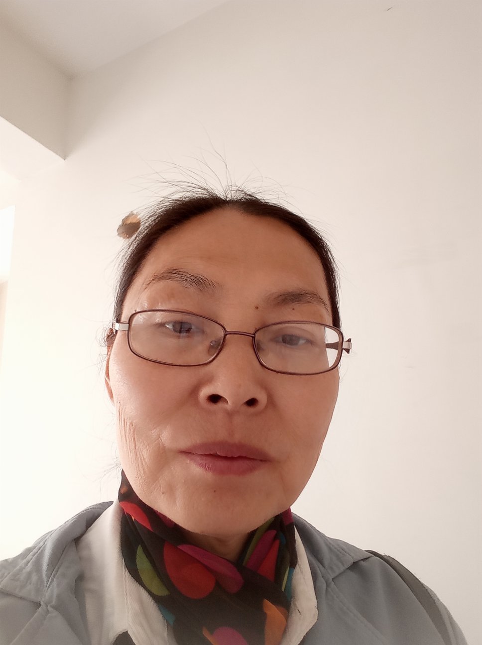 公务员小区二期,地区二中房公务员二期高层毛坯房3