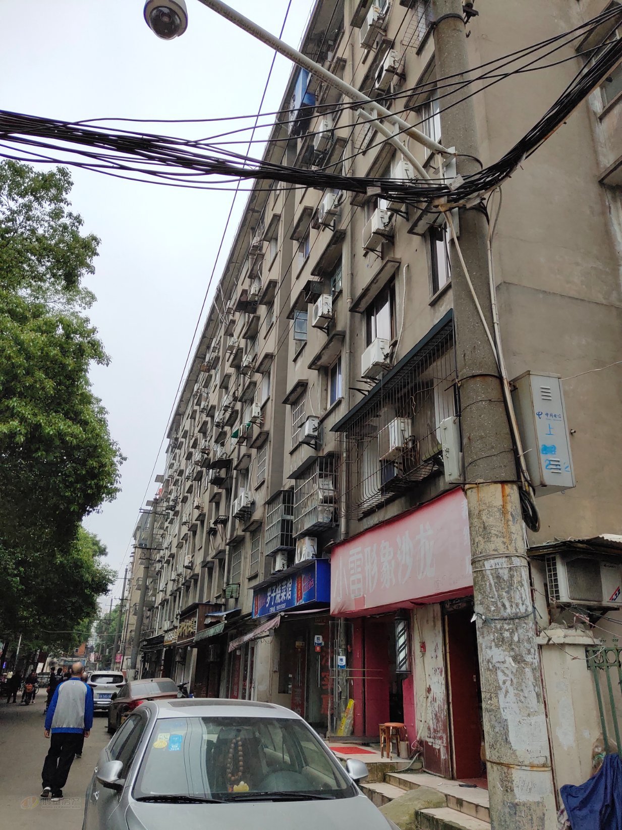 铁路八村,难得一见的铁路八村精装小户型 总价低,朝向好!2