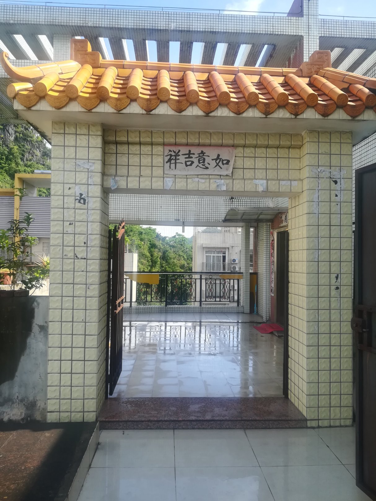 南洋花园,南洋花园高层140方三房二卫三阳台送一百方露台降价48.8万8