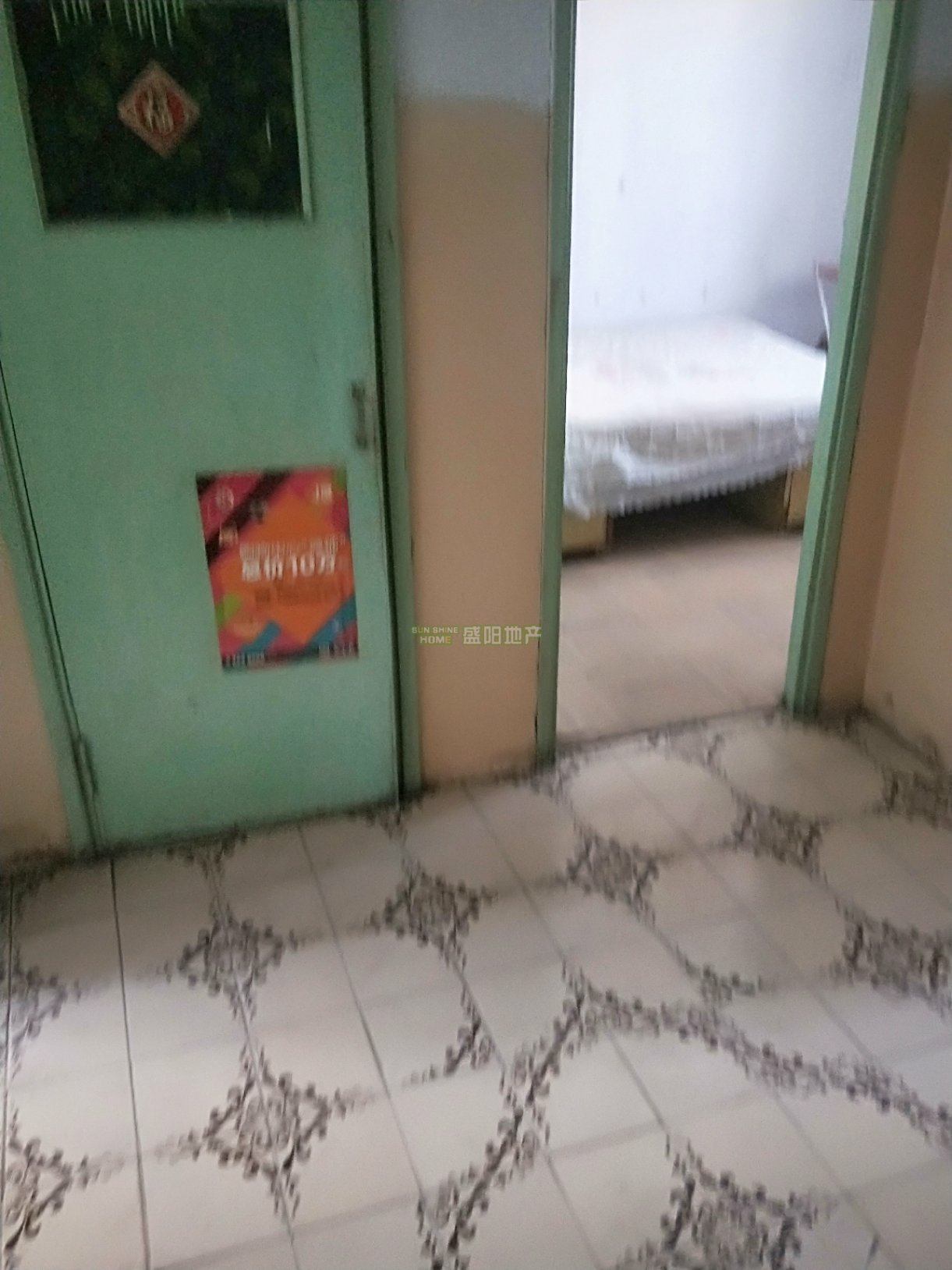 怡园小区,怡园小区18万元60㎡2室1厅1卫1阳台普通,多条公交经过3
