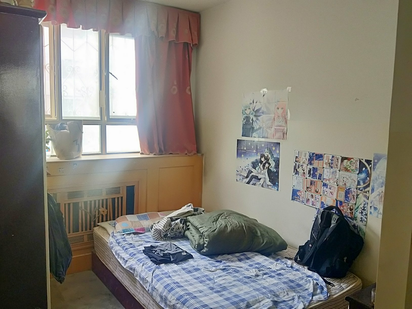 安居花园小区,花园小区,四居室,一楼,
紧急出售,一次性
38万9