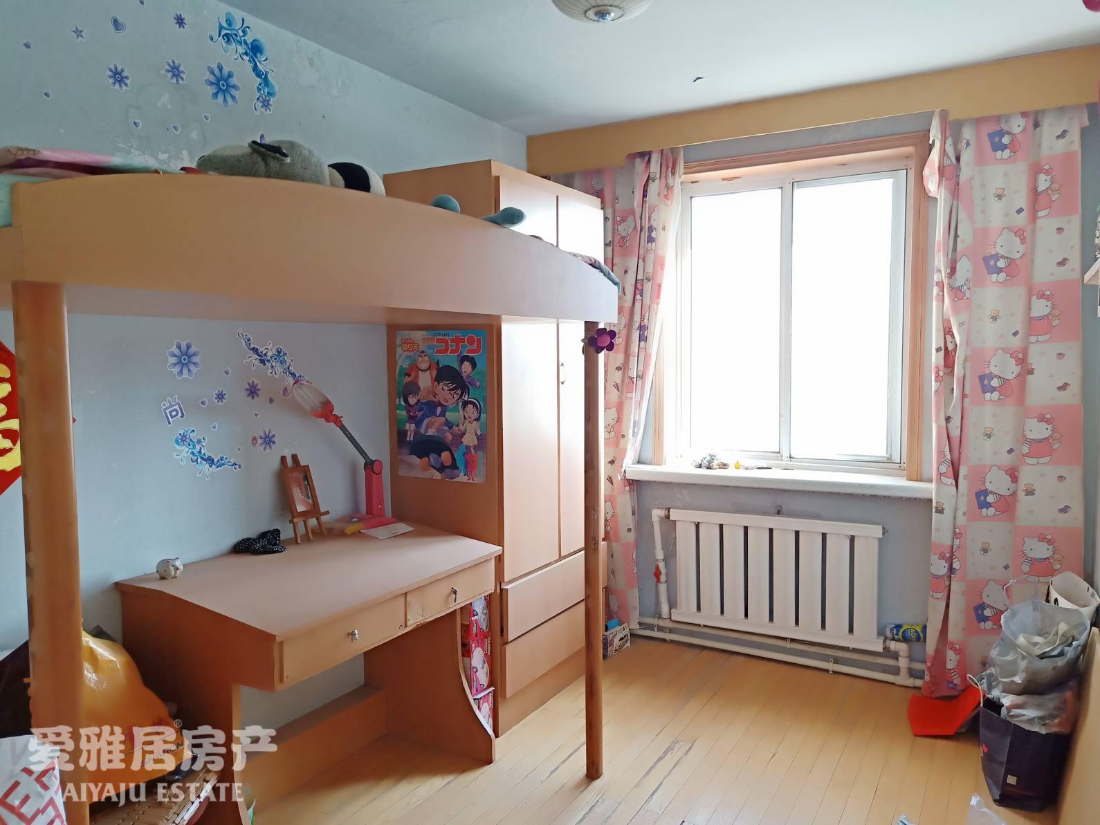 西山花园,西山花园 三室一厅 普通装修 南北朝向 仅售22万2