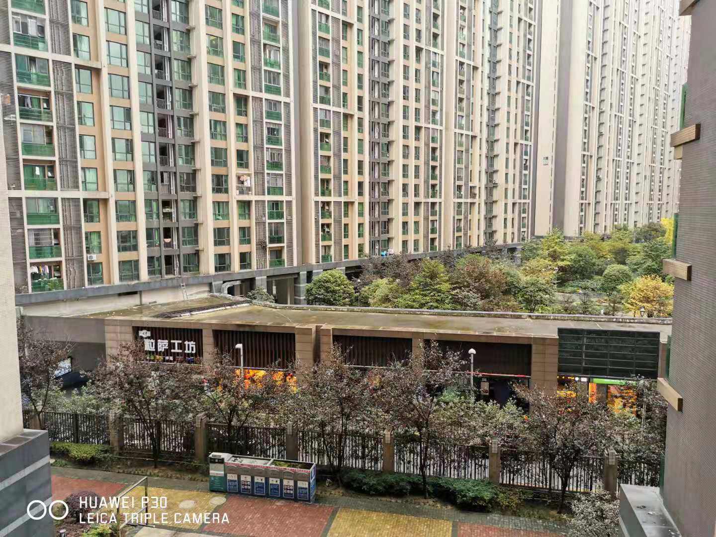 中天会展城,会展城 一室住房 满五年 可租可售 可隔两室 有钥匙看房方便10
