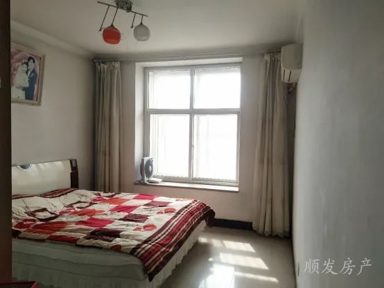 双龙花园3室2厅2卫朝南北精装房源图片