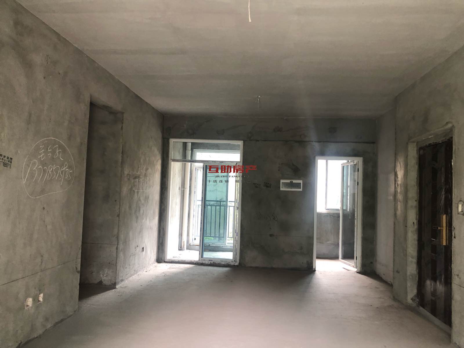 雄飞云庭,雄飞云庭3室2厅2卫3阳台107㎡ 带超大入户花园2