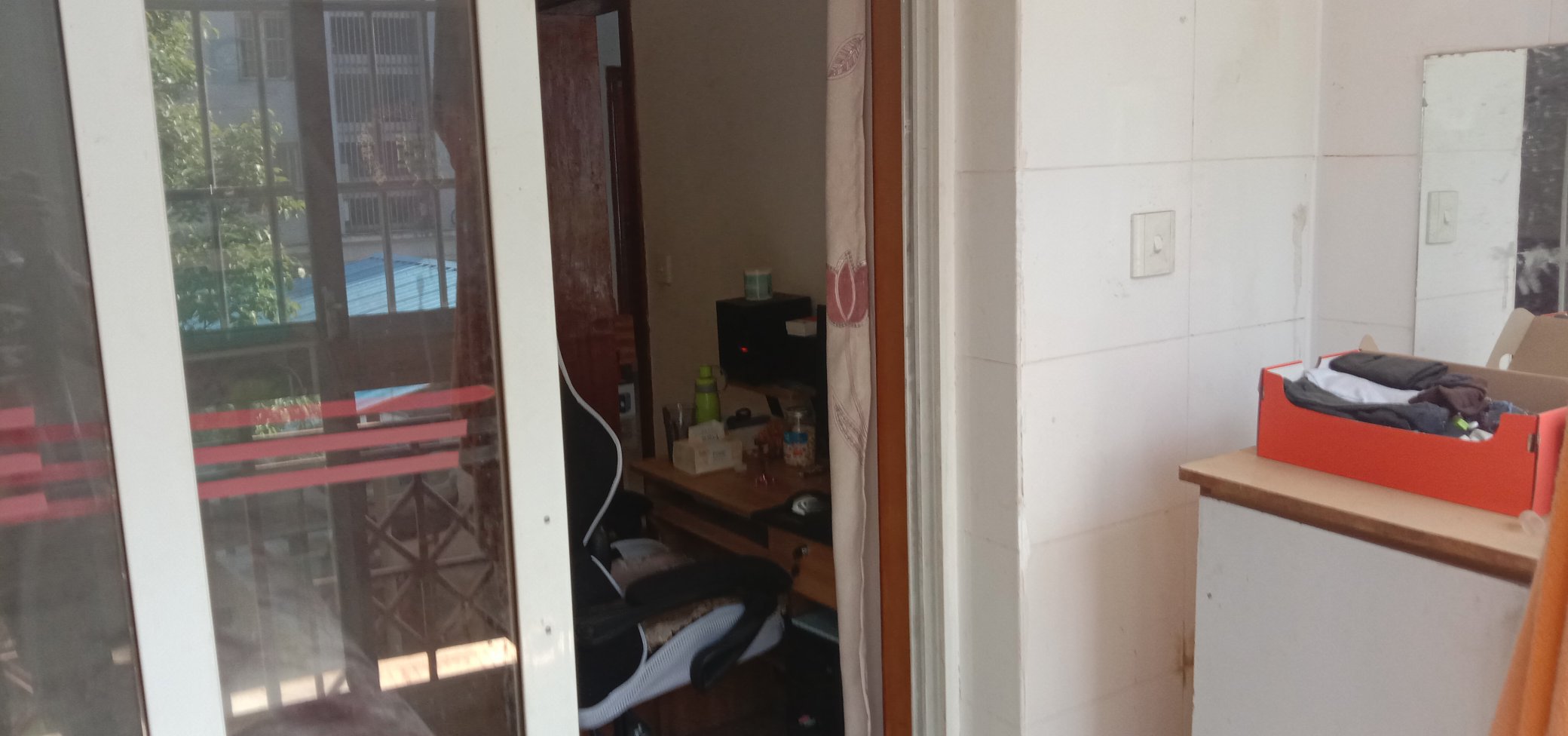 新铁路小区,精装3室2厅1卫1阳台真漂亮,错层设计真时尚!13