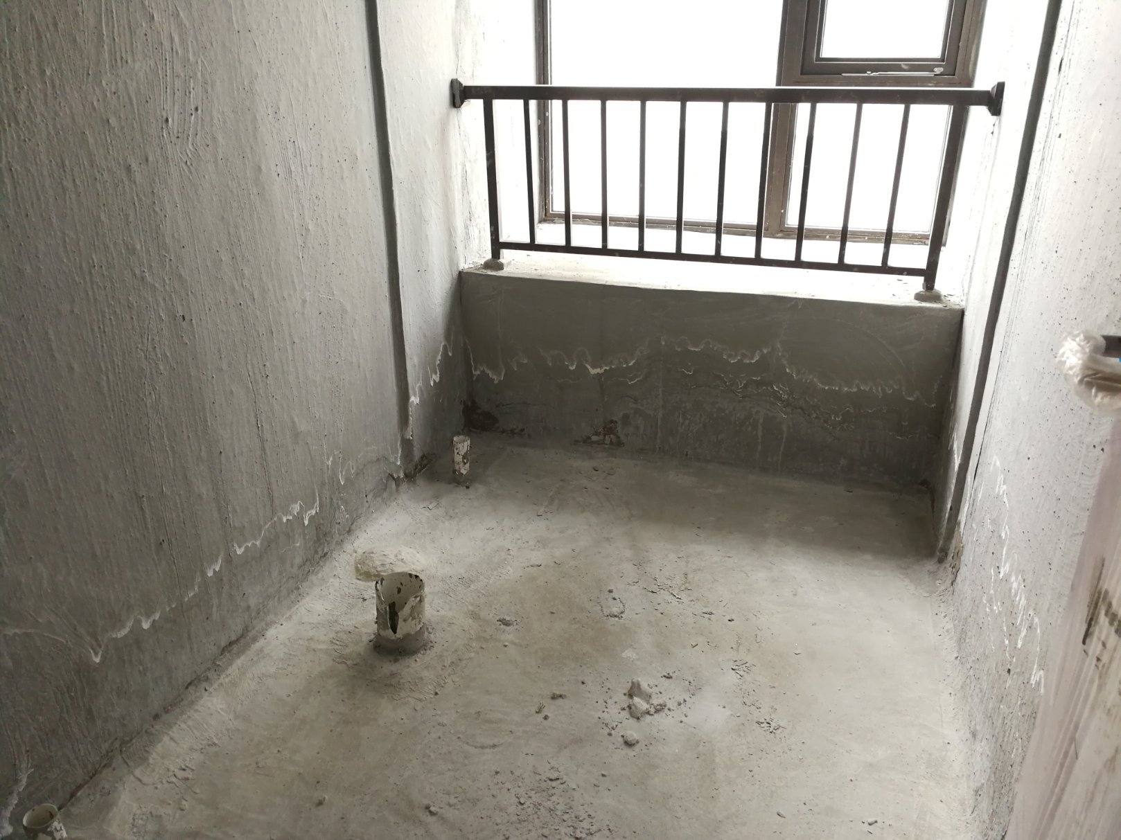 雍湖公园里,公园里电梯清水套四,可按揭,户型格局好,怎么装都可以,急售8