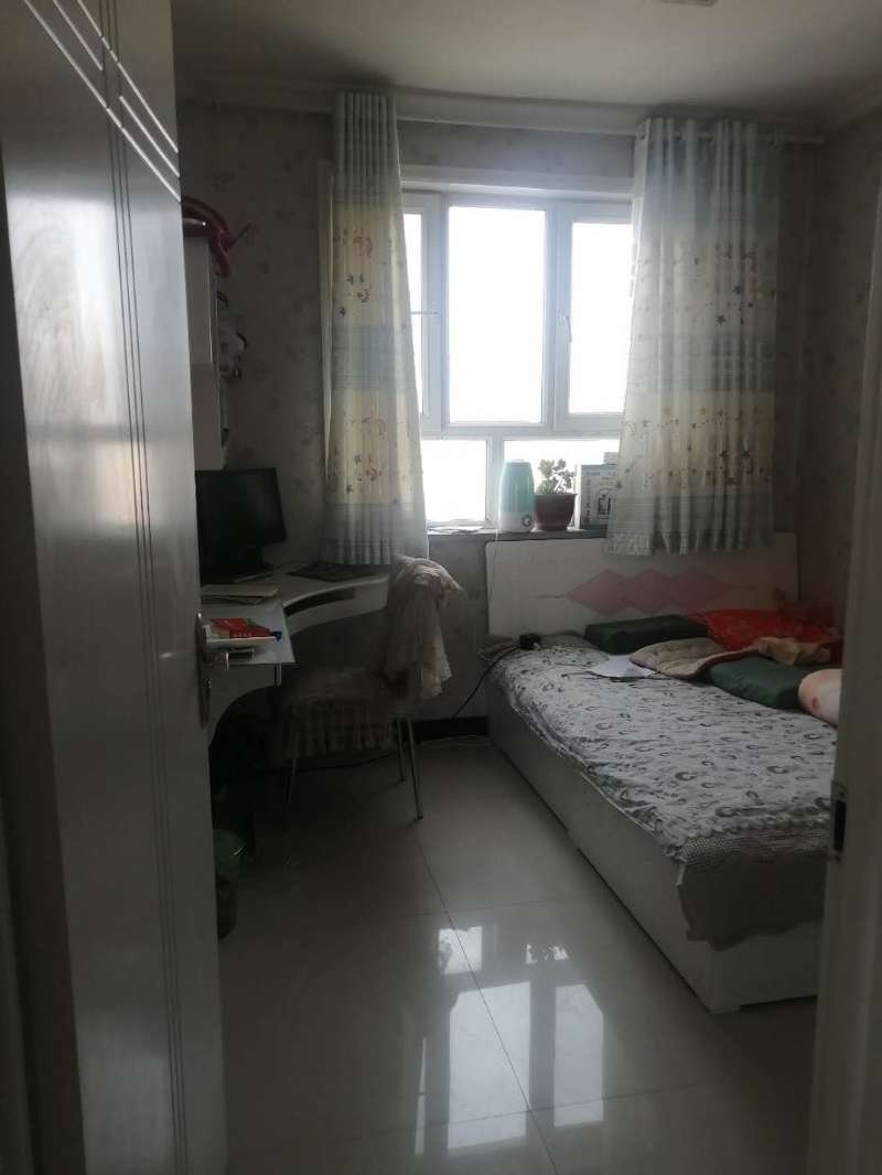 公务员小区,公务员小区三室两天普通装修7