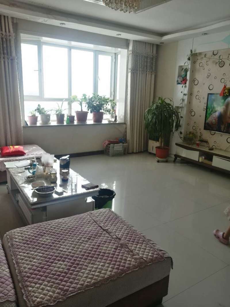 公务员小区,公务员小区三室两天普通装修6