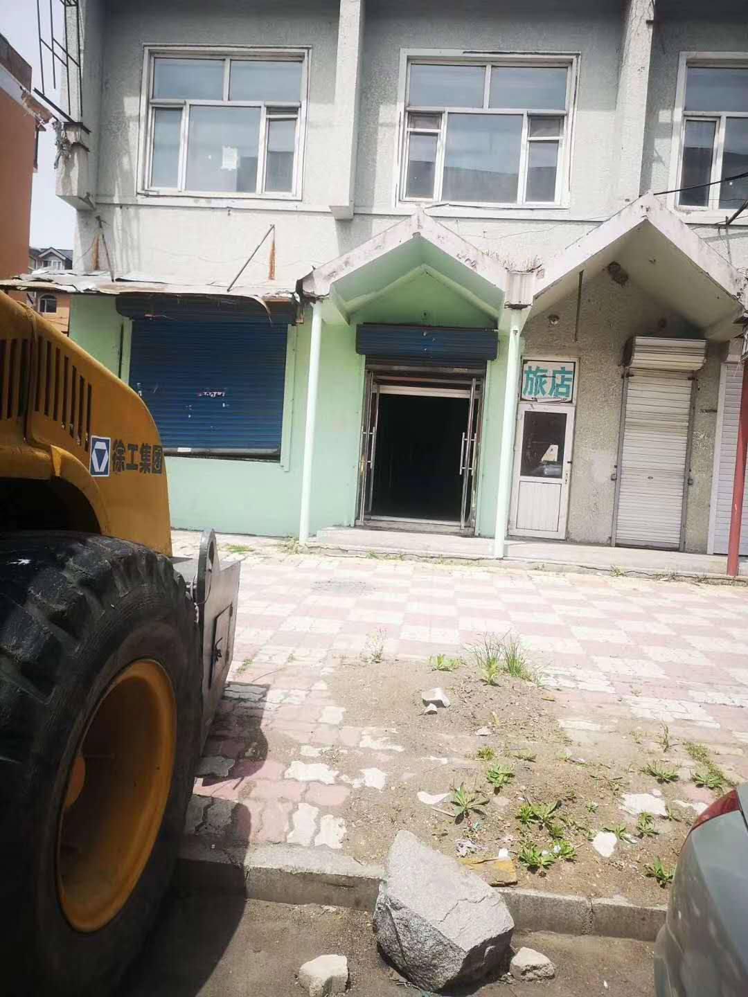 火车站附近,火车站附近欢乐宫旁临街门市急售便宜卖2