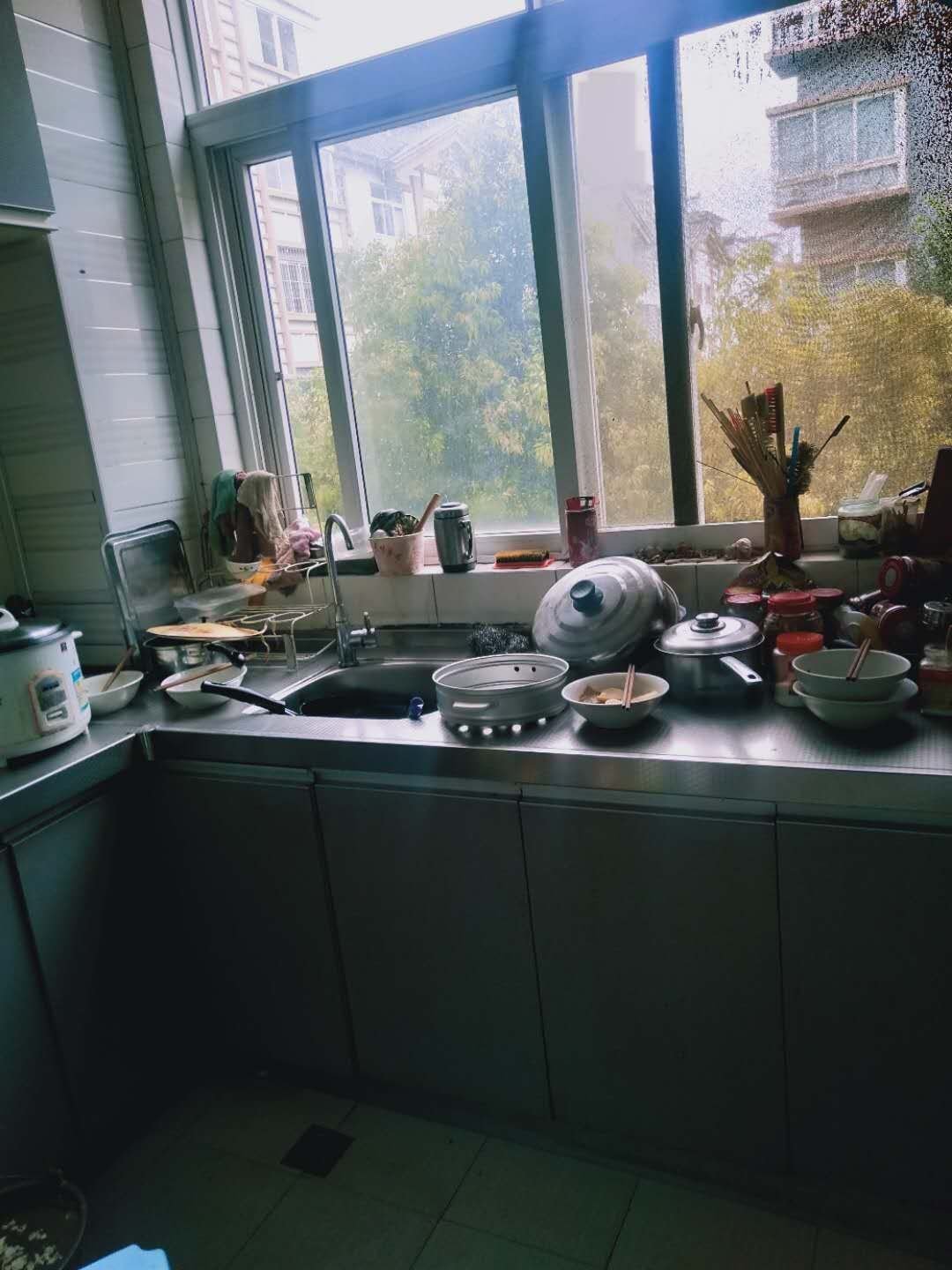 丽景花园,清龙河3室2厅2卫好房急售2