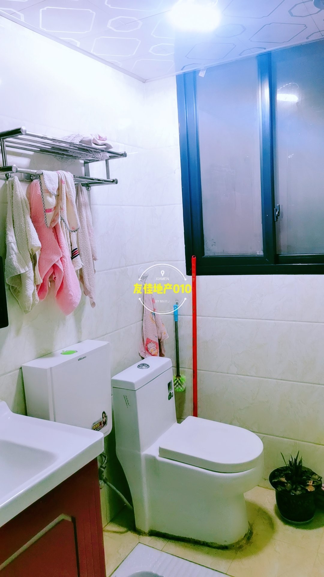驮福苑,3174驮福苑小三房带家具电器出售,采光户型好5