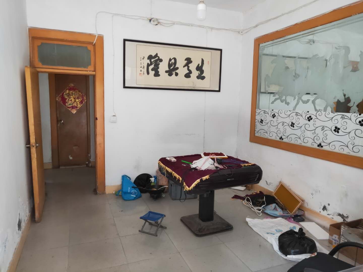 小康村,香舍里饭店后面厕所东边一家里面有租客棋牌室3