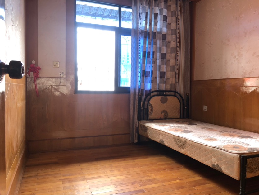 石油公司1号院,鹿城小学北浦中学双位学期房6