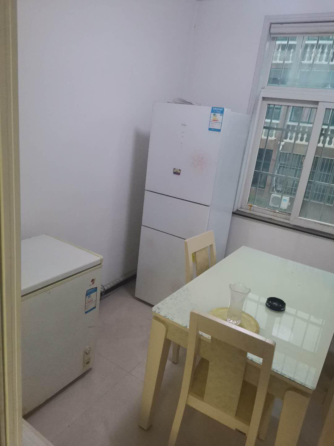兴海家苑,兴海花园车库上一楼精装出售,拎包入住,带车库7