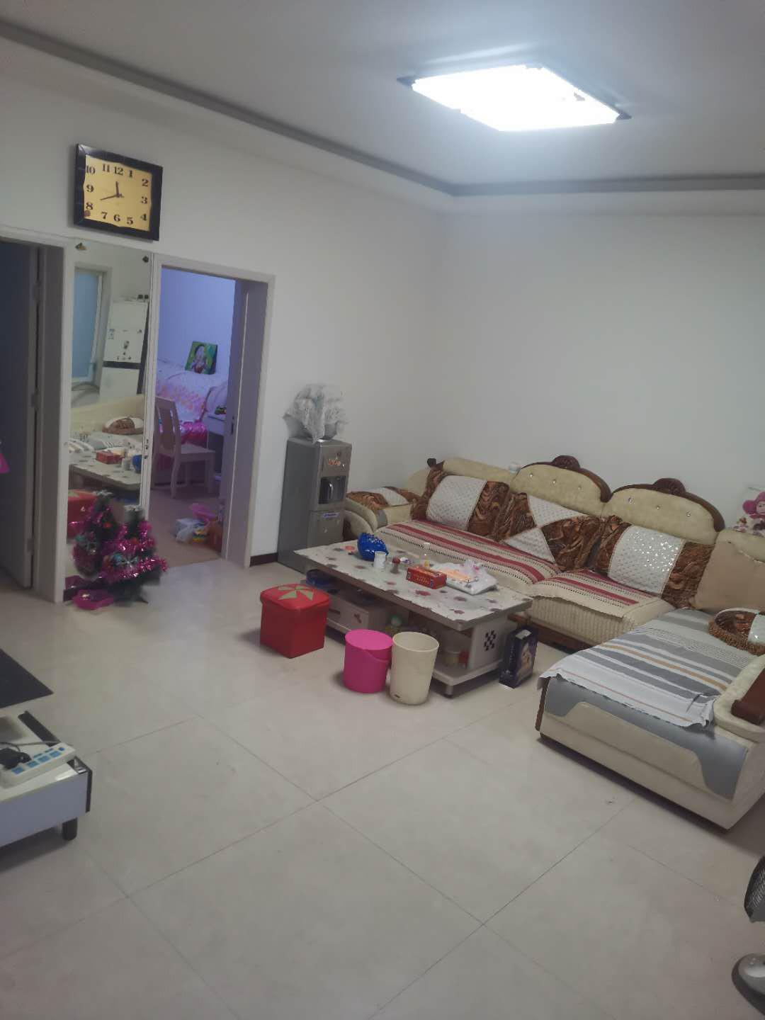 兴海家苑,兴海花园车库上一楼精装出售,拎包入住,带车库1