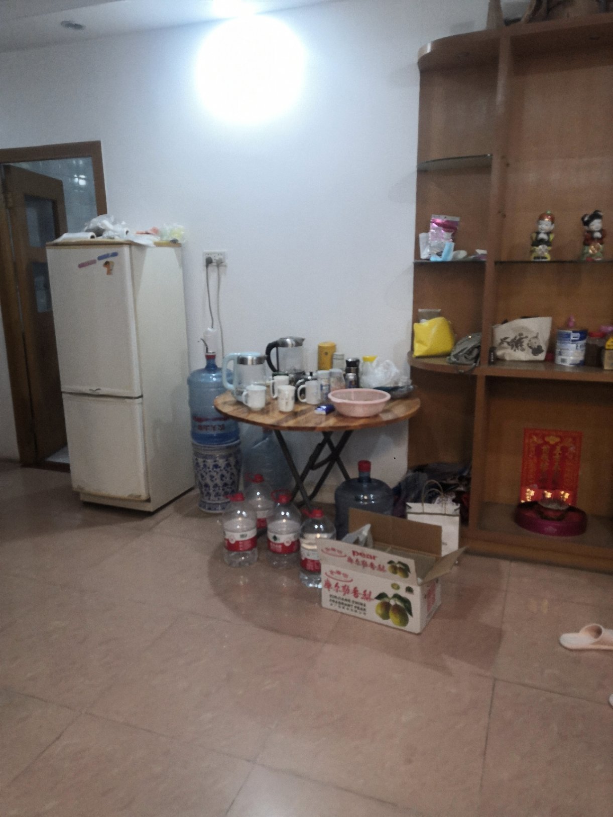 南山路大街,南山路地税宿舍6楼,100方,3房2厅2卫,售29.8万7