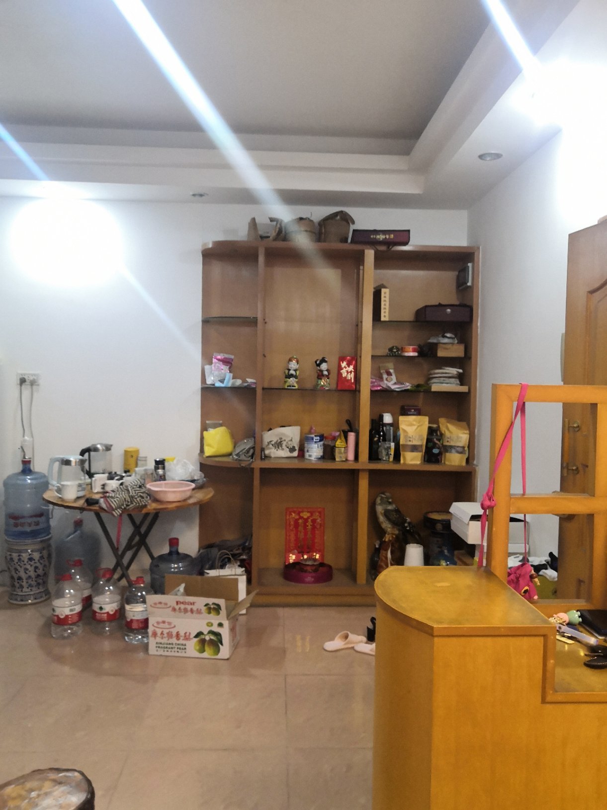 南山路大街,南山路地税宿舍6楼,100方,3房2厅2卫,售29.8万10