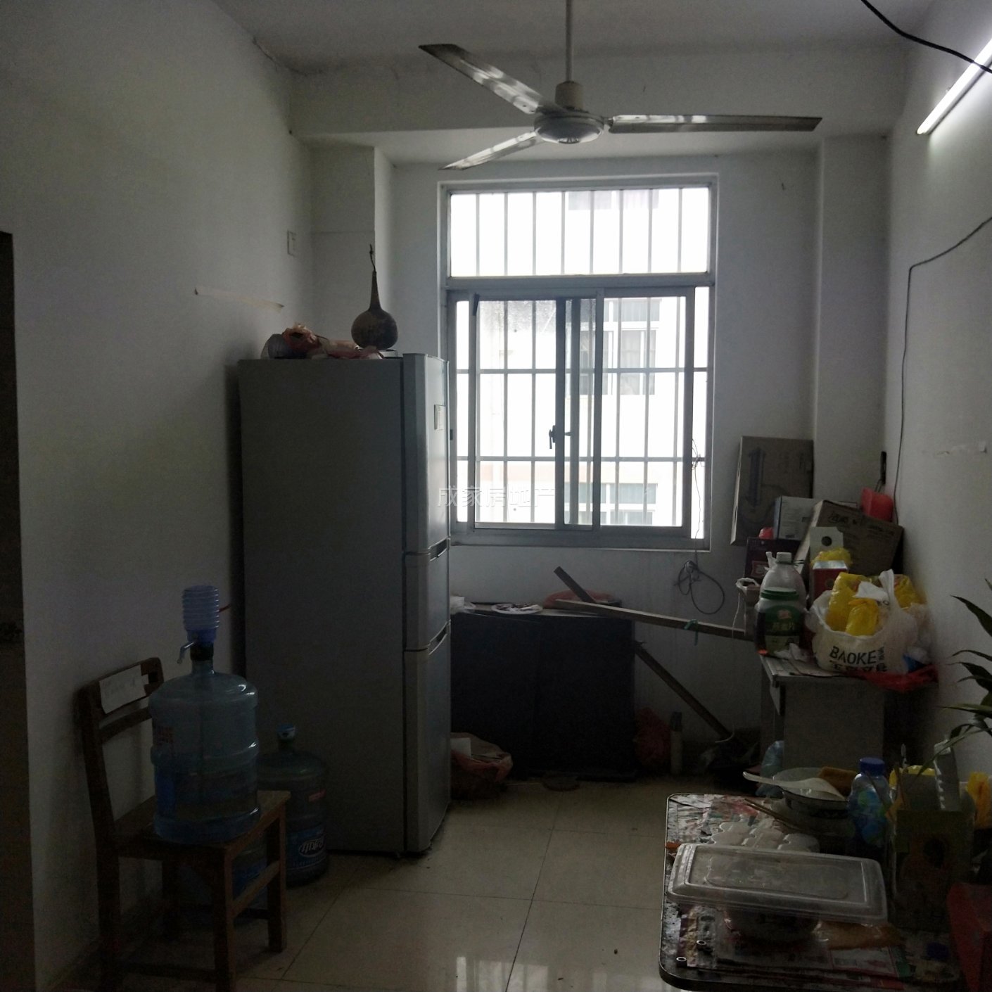 港中花鸟古玩市场,高铁站附近 信息待落实9