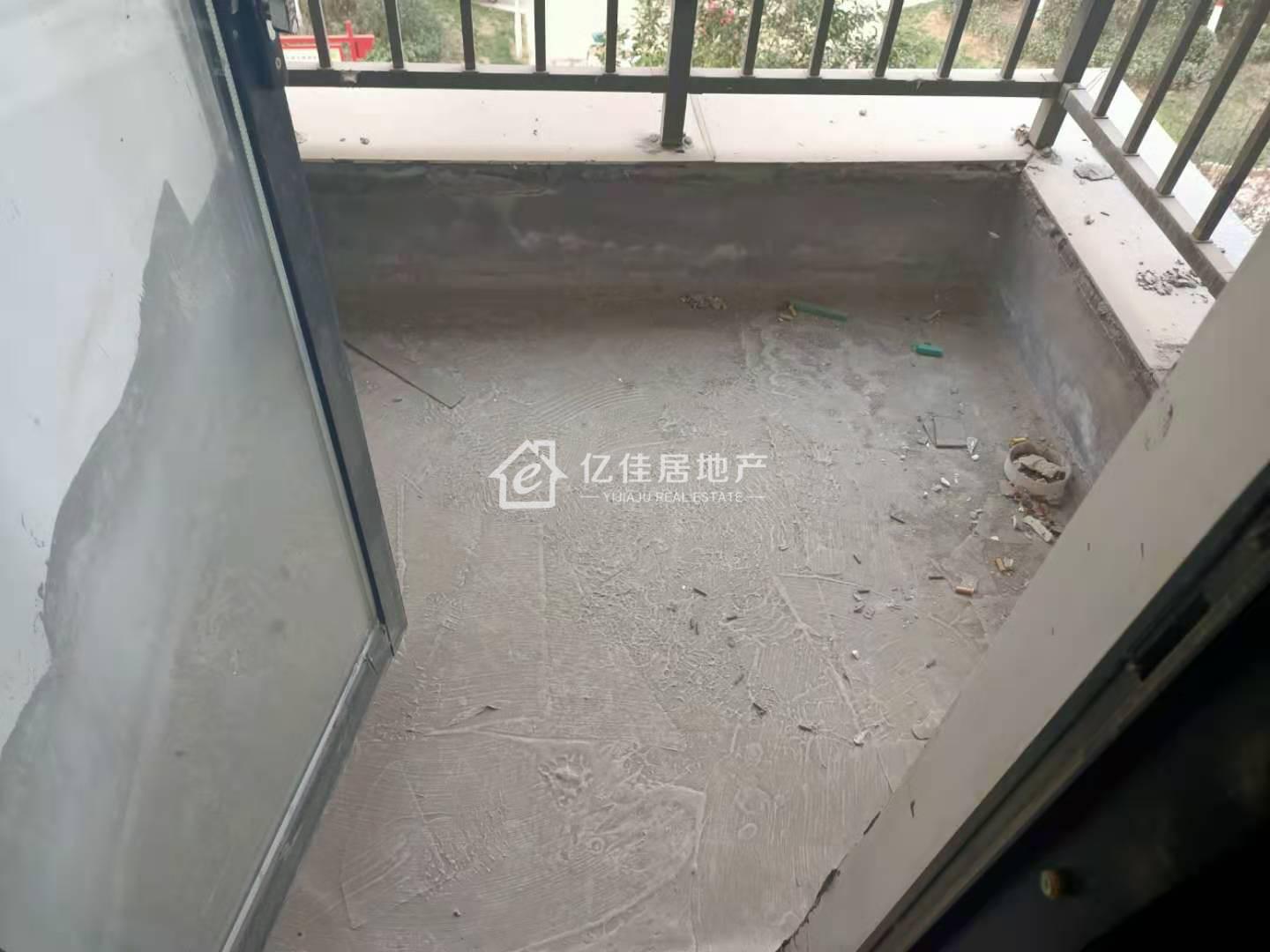 万基名家,万基名家 品质小区 舒适大三居 已通暖气 随心装2