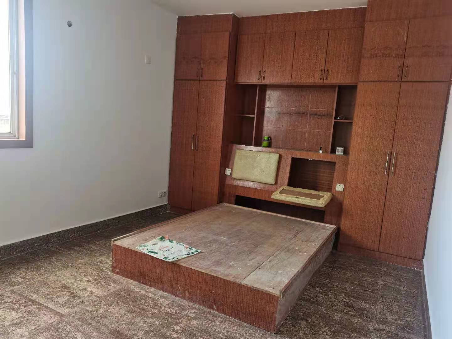 文化大厦,文化大厦四室住房出售2