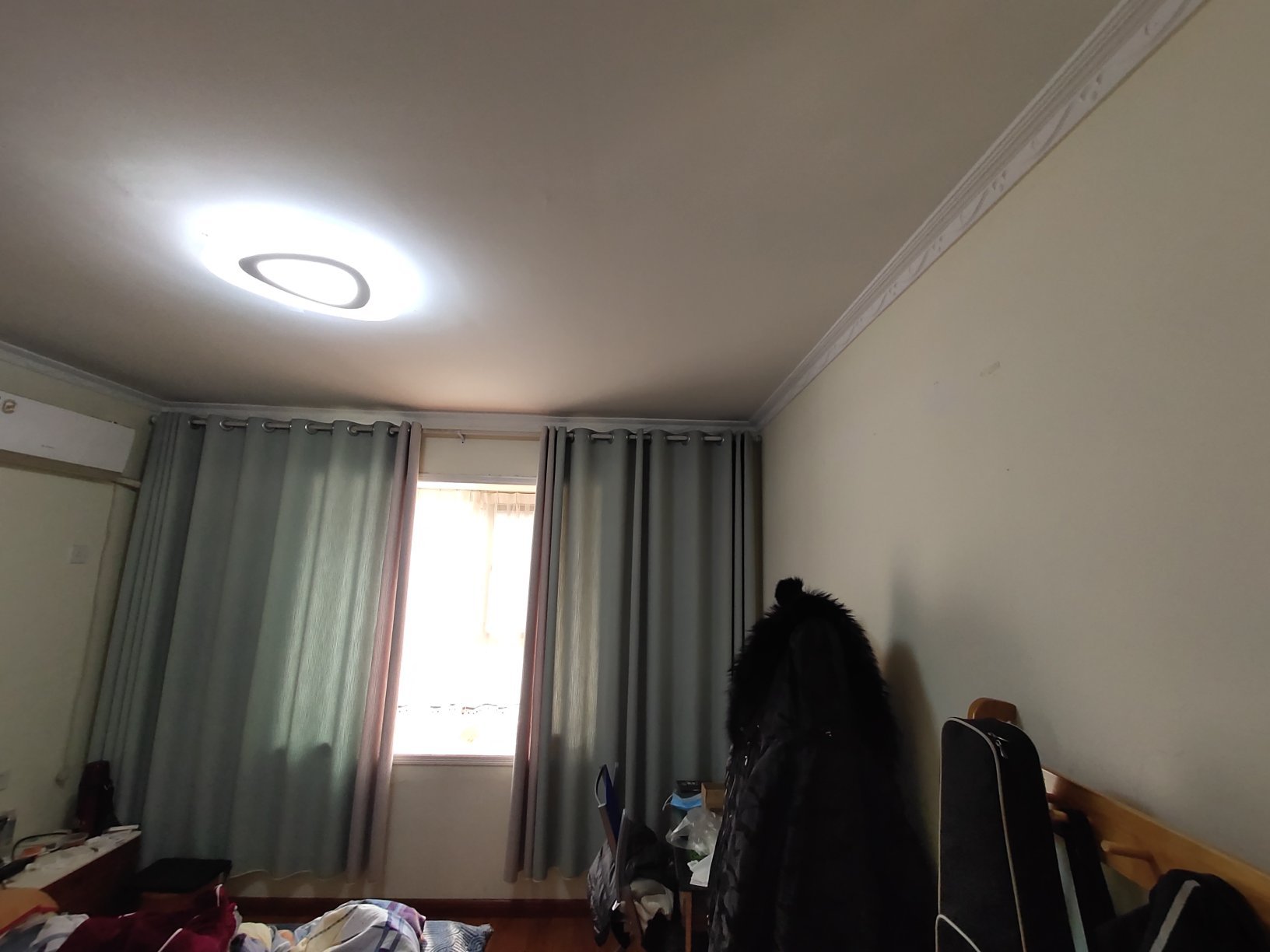 尚正一品,尚正一品,中层,精装,装修另有储藏室一间9